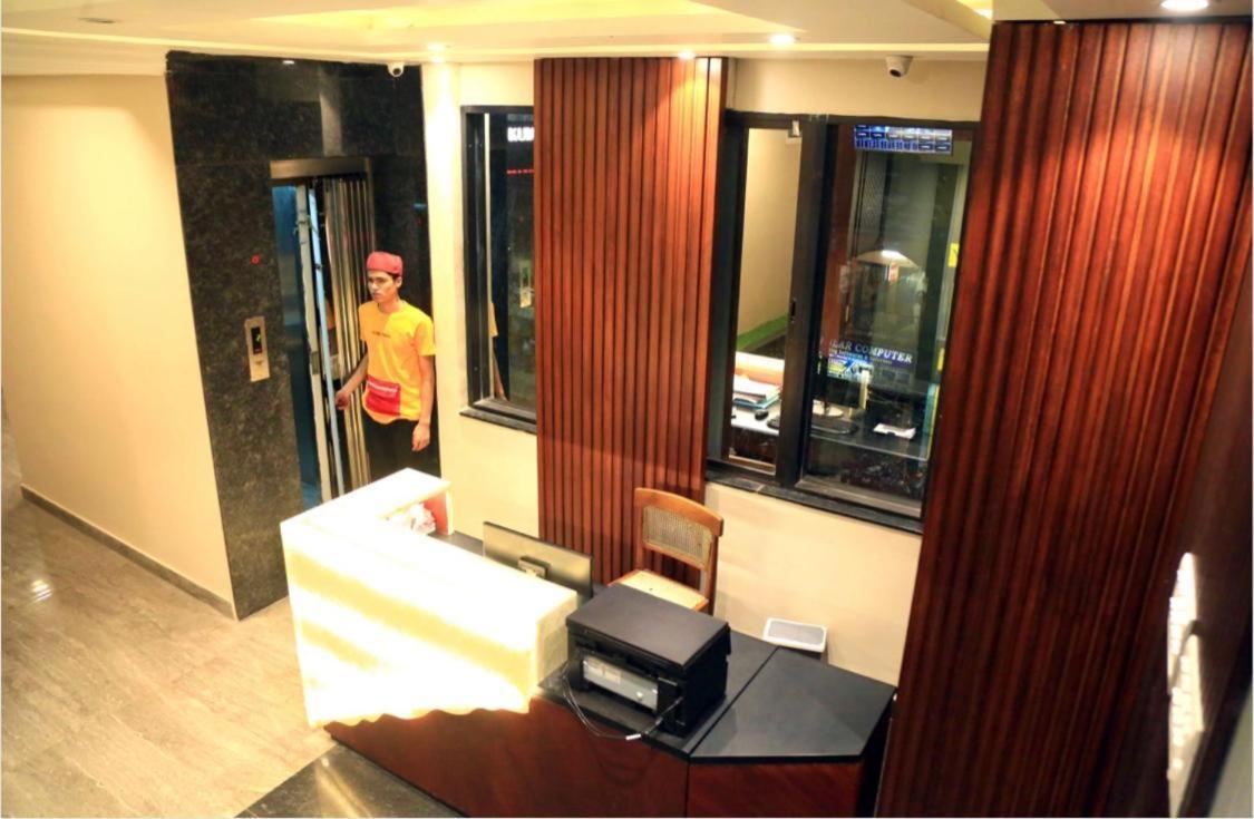 M Square Hotel Vellore Exterior foto